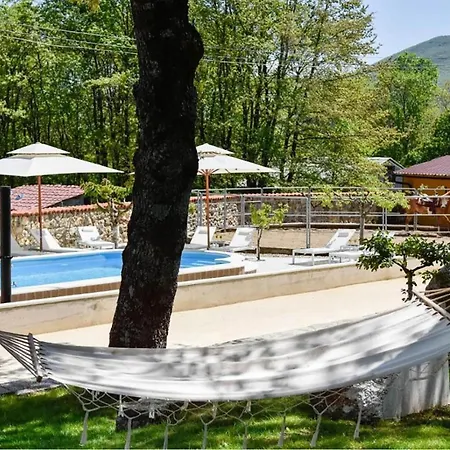 Luxurious Home In Maovice With Sauna *