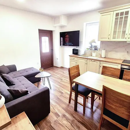 Luxurious Home In Maovice With Sauna Maovice