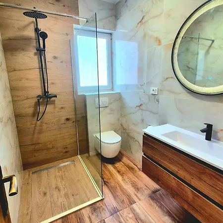 بيت للعطل Luxurious Home In Maovice With Sauna Maovice